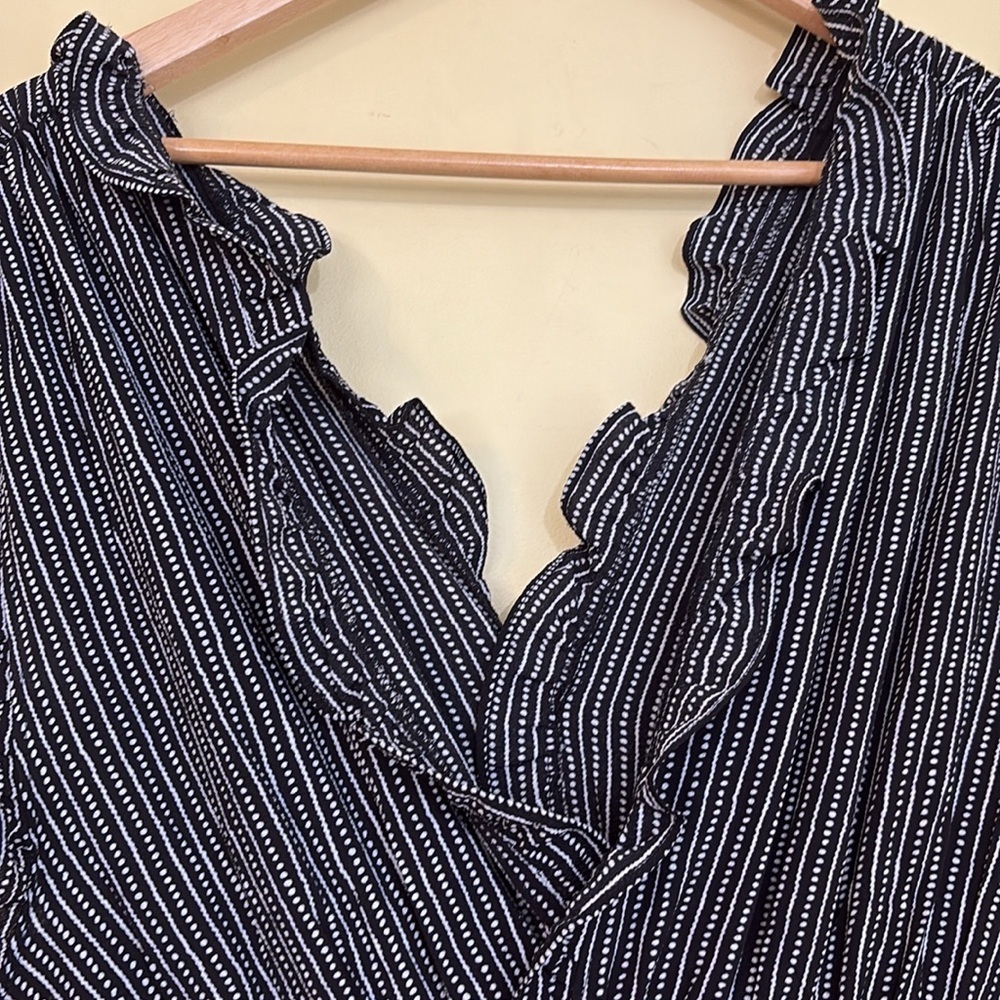 Max Studio | Ruffled Deep V-neck Wide Smocked Elastic Waist Wide Leg Jumpsuit M - Picture 7 of 9